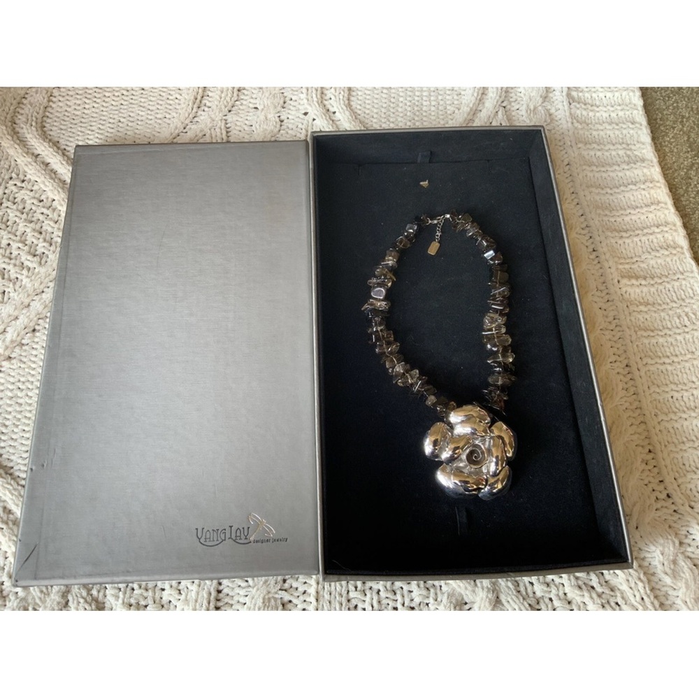 Yang Lay 16 Inch Necklace with Silver Rose Pendant